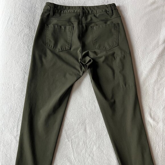 BYLT Everyday Pant 2.0 | Dark Olive | Men's Small - Picture 3 of 8